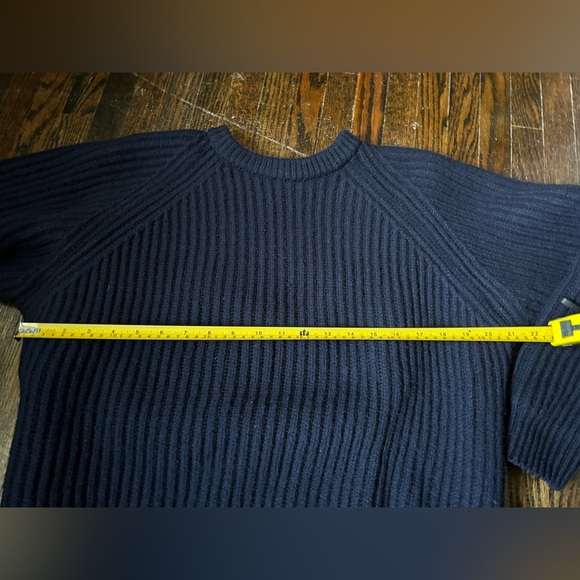 Gloverall Ribbed Wool Sweater – Made in England – Navy – Size medium - Picture 5 of 7